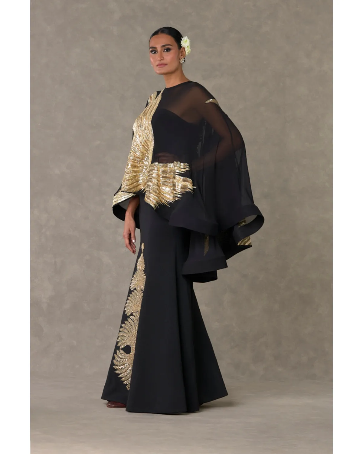 Black 'Son-Chidiya' Cape Set