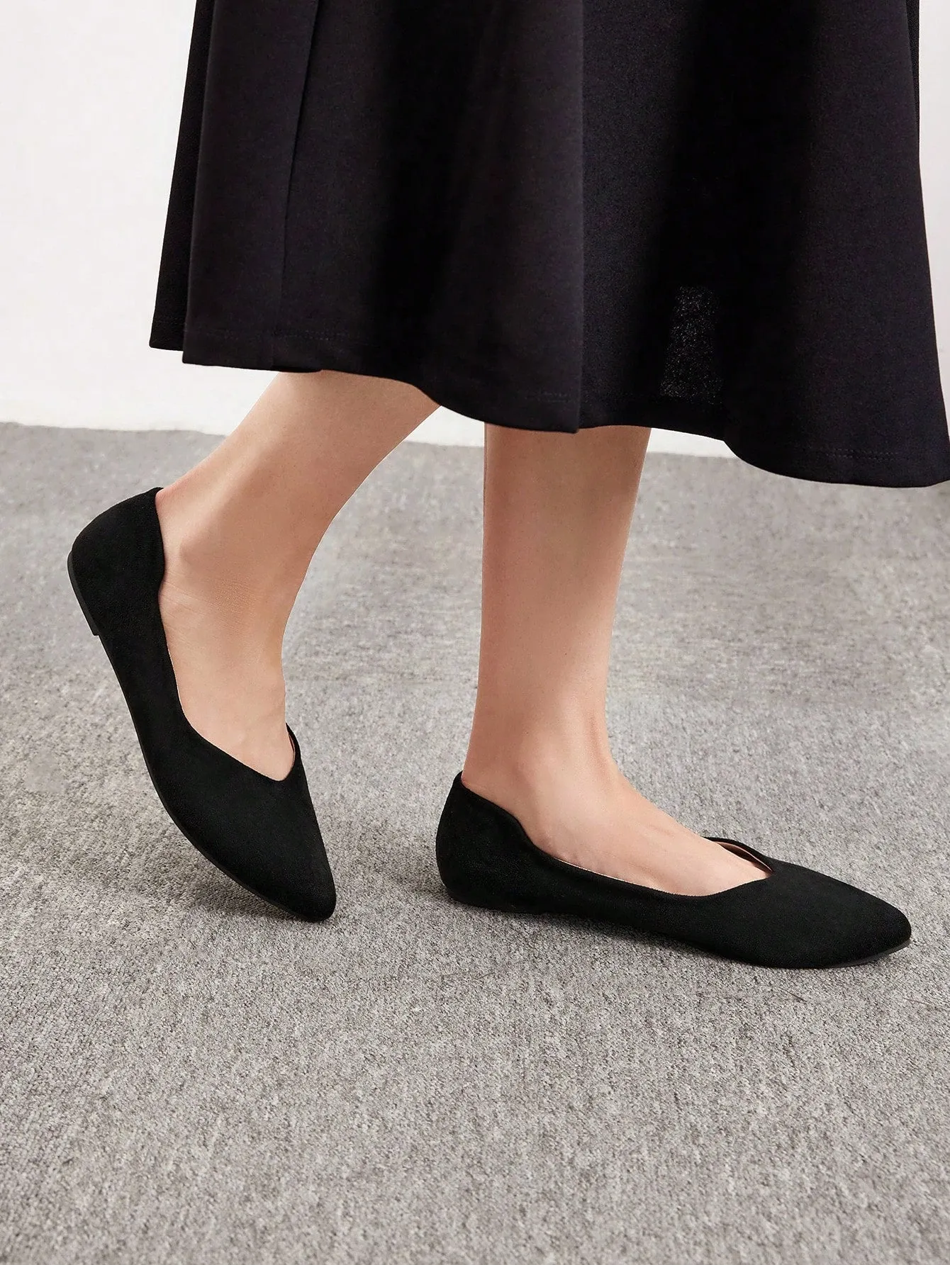 CUCCOO BIZCHIC Women Minimalist Point Toe Flats, Elegant Black Ballet Shoes For Summer Vacation Shoes Summer Sale Back To School Shoes College Student Shoes