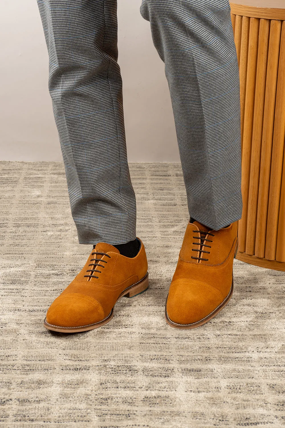 William Tobacco Suede